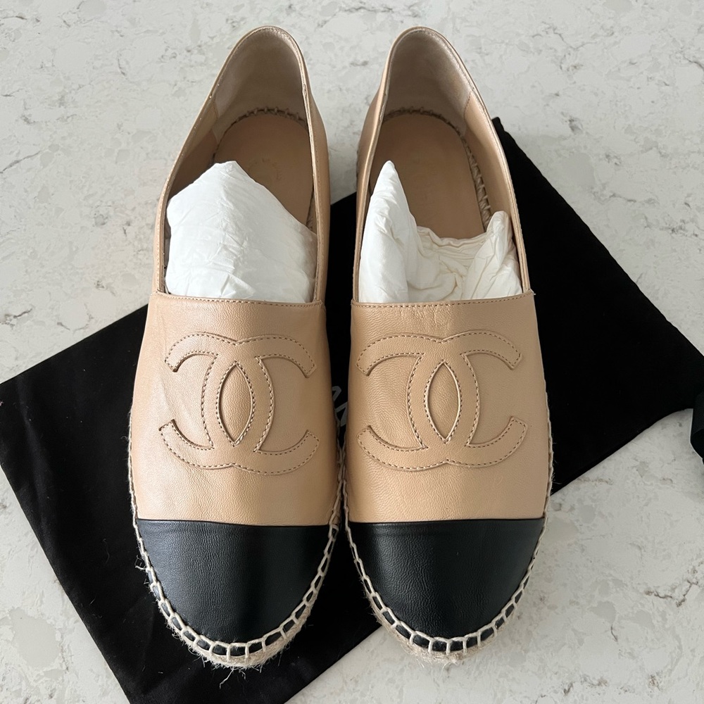 CHANEL Nude Espadrilles Flats EU41
